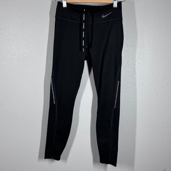 Med Nike Dri-FIT Black Running Leggings w/Reflective Stripes & Zippered Ankles - Picture 1 of 11
